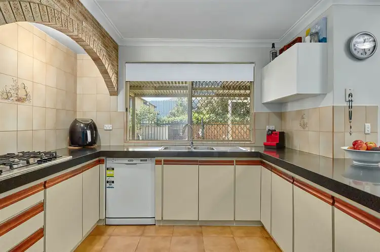 Fifth view of Homely house listing, 42 Beckett Close, Munster WA 6166