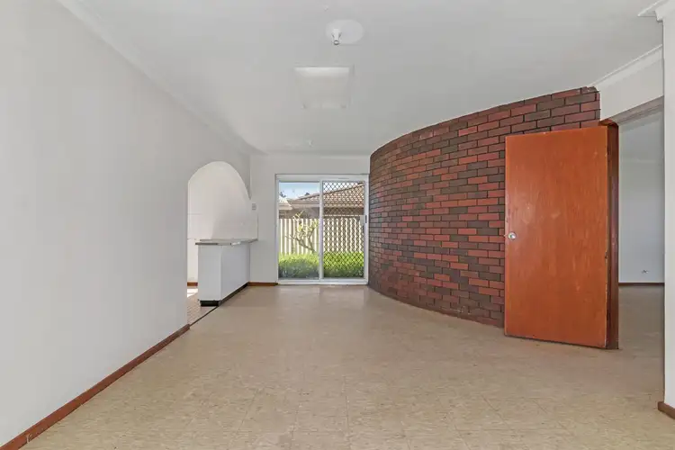 Fifth view of Homely house listing, 8 Willow Court, Cooloongup WA 6168