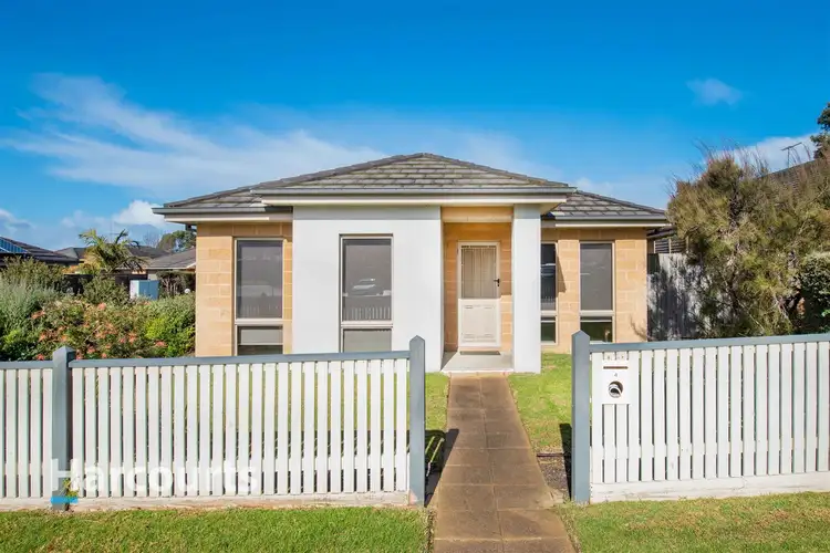 Main view of Homely unit listing, 4/100 The Crescent, Tyabb VIC 3913
