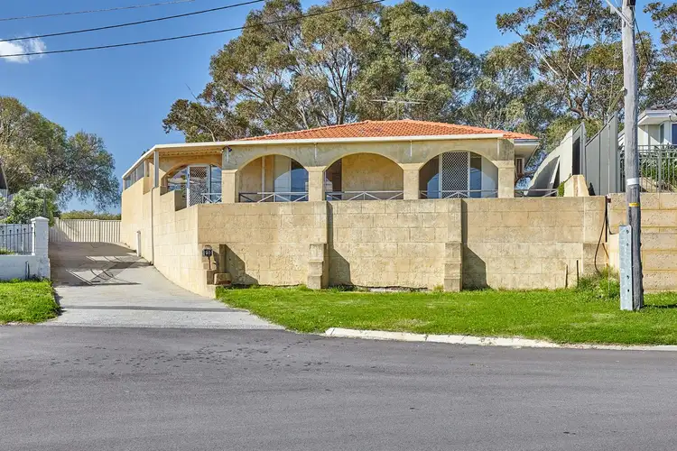 20 Christine Crescent, Coogee WA 6166