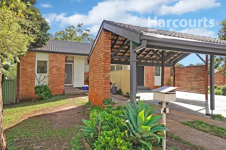 4 Timberlea Close, Bradbury NSW 2560