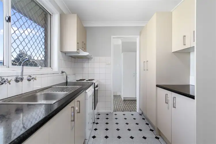 Third view of Homely house listing, 10 Kinarra Street, Tamworth NSW 2340