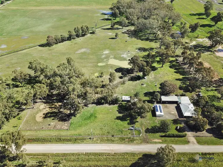 406 Love Road, Stewarton VIC 3725