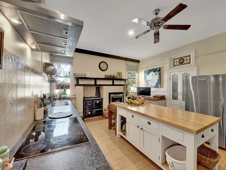 Fourth view of Homely house listing, 2821 Wangaratta-Yarrawonga Road, Peechelba VIC 3678