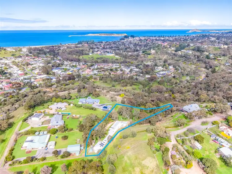 27 Acacia Road, Victor Harbor SA 5211