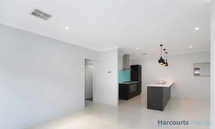 Fifth view of Homely house listing, 15 Ogilvie Way, Harrisdale WA 6112