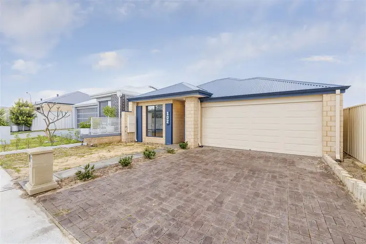 102 Willespie Drive, Pearsall WA 6065