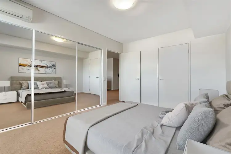 Main view of Homely unit listing, 45/10 Roebuck Drive, Salter Point WA 6152