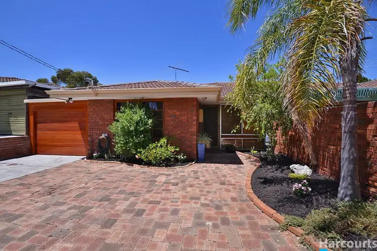 23a Camberwarra Drive, Craigie WA 6025