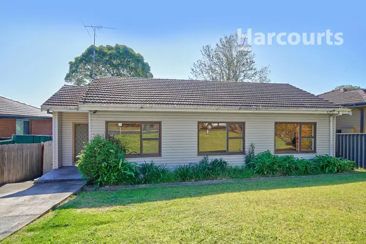 19 Turimetta Avenue, Leumeah NSW 2560