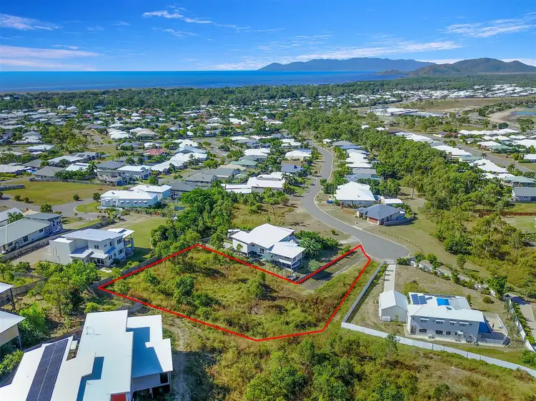 26 Minstrel Court, Bushland Beach QLD 4818
