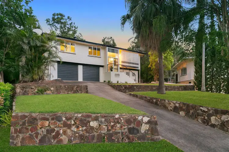 54 Minto Crescent, Arana Hills QLD 4054