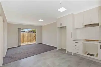 Main view of Homely unit listing, 16/190 The Boulevard, Thomastown VIC 3074