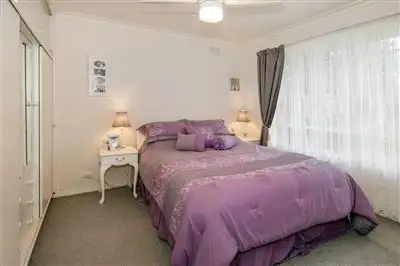 Seventh view of Homely house listing, 2 Pioneer Court, Thomastown VIC 3074