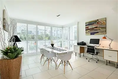 29201/2 Ephraim Island, Paradise Point QLD 4216