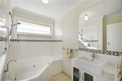 Fifth view of Homely unit listing, 1/20 Vistula Avenue, Bell Park VIC 3215