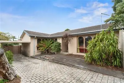 82 Lindrum Road, Frankston VIC 3199