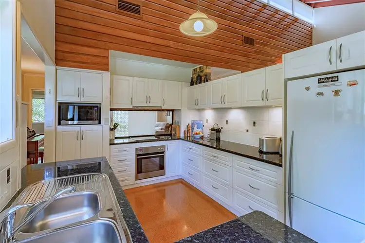 2 Glen Road, The Gap QLD 4061