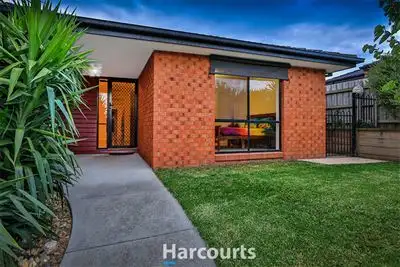 Second view of Homely house listing, 10 Manna Gum Drive, Pakenham VIC 3810