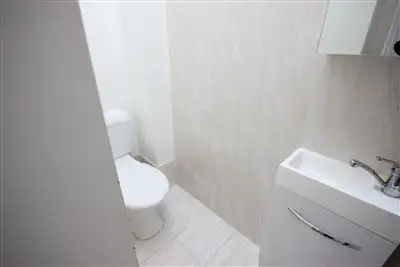 Sixth view of Homely unit listing, 1/9 Proud St, Labrador QLD 4215