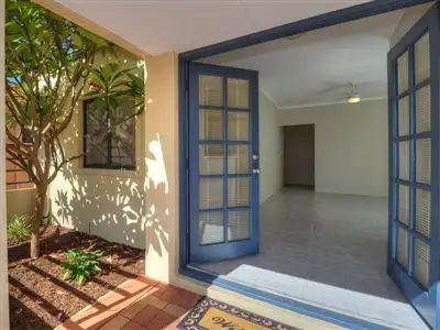Fourth view of Homely unit listing, 2/9 Hackett Street, Mandurah WA
