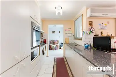 Sixth view of Homely house listing, 5 Balook Court, Cranbourne North VIC 3977