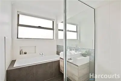 Sixth view of Homely townhouse listing, 2/6 Briggs Street, Mount Waverley VIC 3149