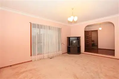 Fifth view of Homely house listing, 4 Avenel Court, Thomastown VIC