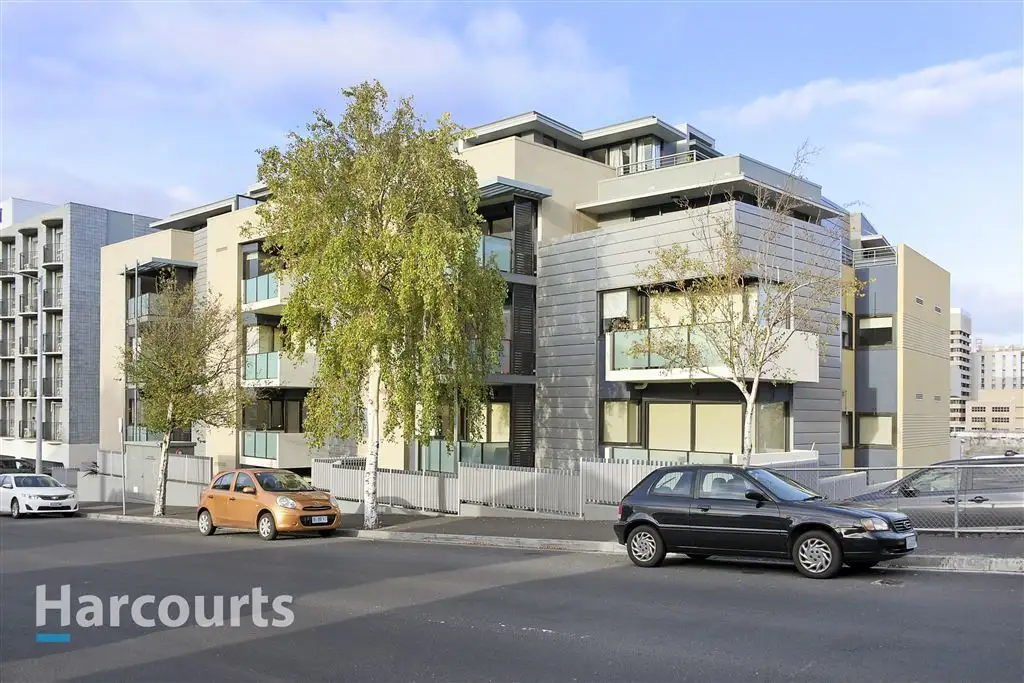 Main view of Homely unit listing, 23/166 Bathurst Street, Hobart TAS 7000