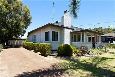 9 De Hamel Street, Waroona WA 6215