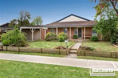 Main view of Homely house listing, 5 Greenlaw Crescent, Berwick VIC 3806