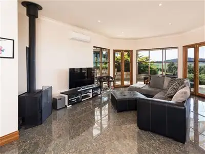 Sixth view of Homely house listing, 2 Schaefer Court, Mount Barker SA 5251