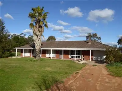 63 Angaston Road, Henty NSW 2658