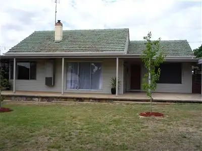 7 HOWITT ST, St Arnaud VIC 3478