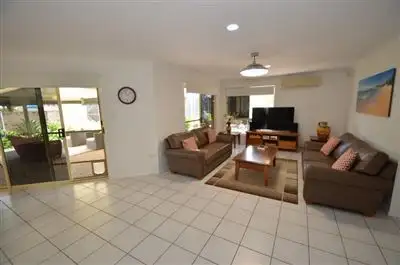 Sixth view of Homely house listing, 9 Christina Ryan Way, Arundel QLD 4214