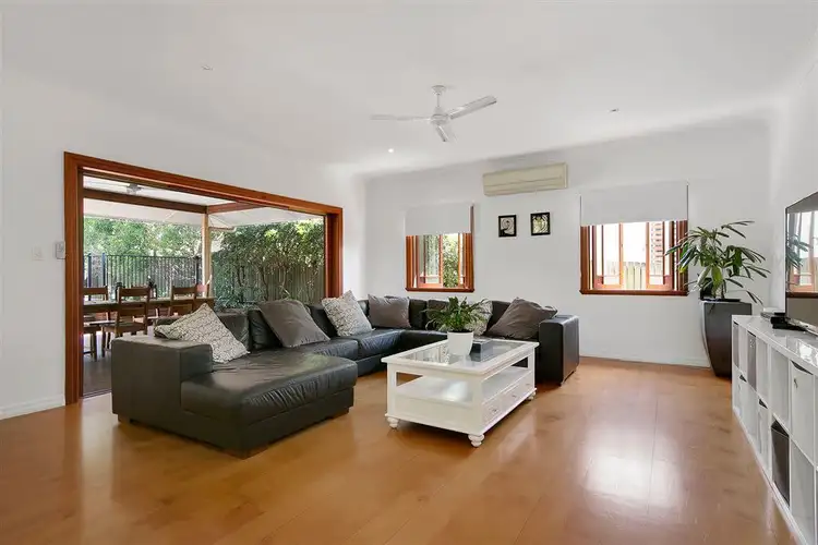 12 St Vincent Street, Ashgrove QLD 4060
