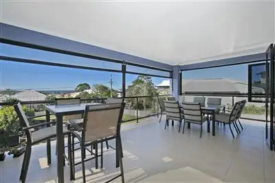 Sixth view of Homely house listing, 2 Akonna Street, Wynnum QLD 4178