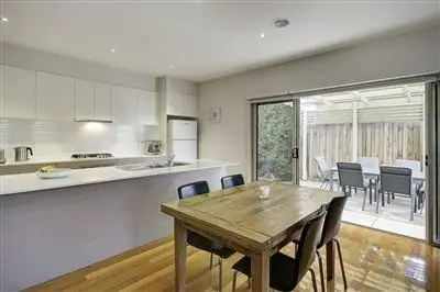 2/31 Jabone Terrace, Bell Park VIC 3215