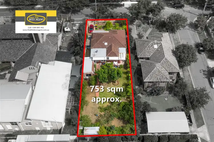 2 Lyndoch Street, Box Hill South VIC 3128