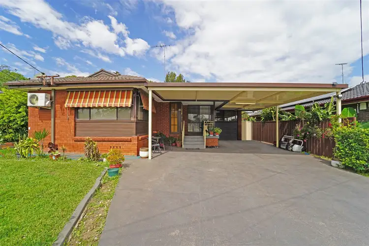 15 Pangari Crescent, Dharruk NSW 2770
