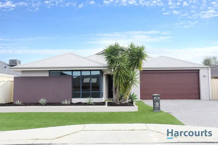 25 Waxflower Bend, Huntingdale WA 6110