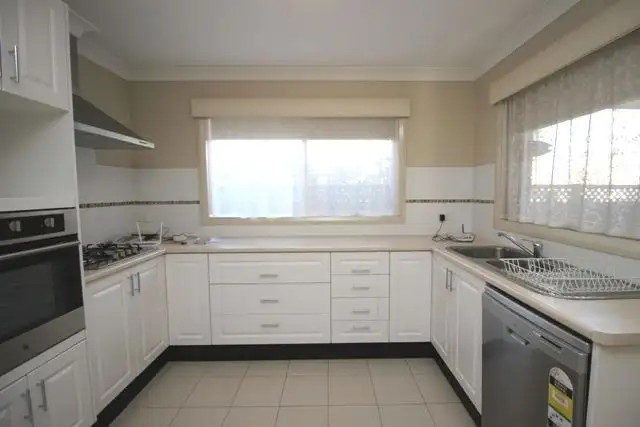 Third view of Homely unit listing, 10/8 Short Street, Cootamundra NSW 2590