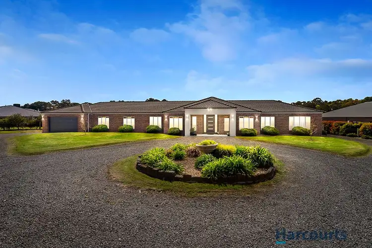 12 Diamond Drive, Cardigan Village VIC 3352