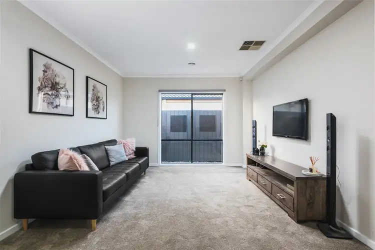 Second view of Homely house listing, 18 Beauford Avenue, Narre Warren South VIC 3805