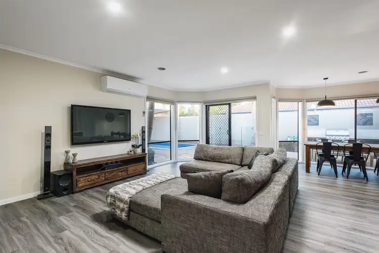 Fifth view of Homely house listing, 18 Beauford Avenue, Narre Warren South VIC 3805
