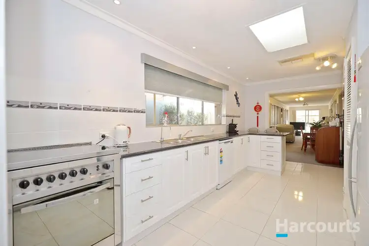 Sixth view of Homely house listing, 6 Duggan Court, Kardinya WA 6163