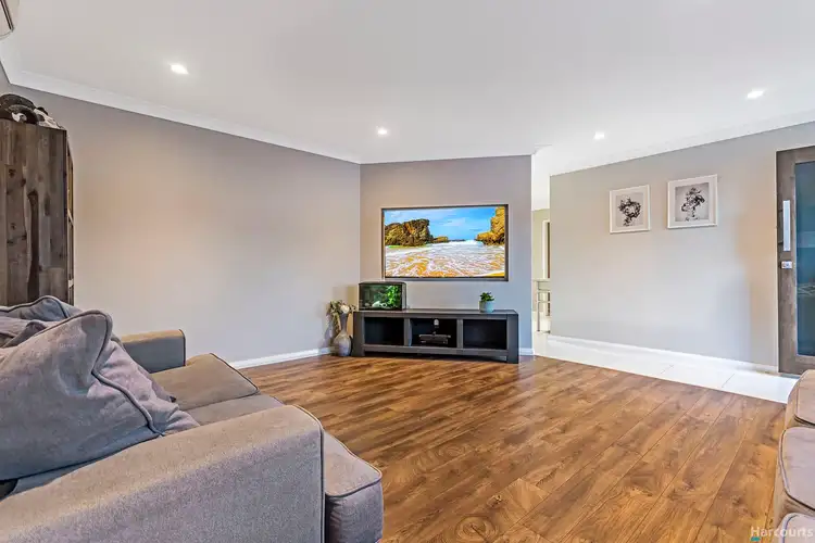 Seventh view of Homely house listing, 4 Leucosia Court, Heathridge WA 6027
