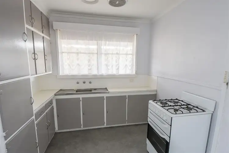 Third view of Homely house listing, 28 Winifred Street, Horsham VIC 3400