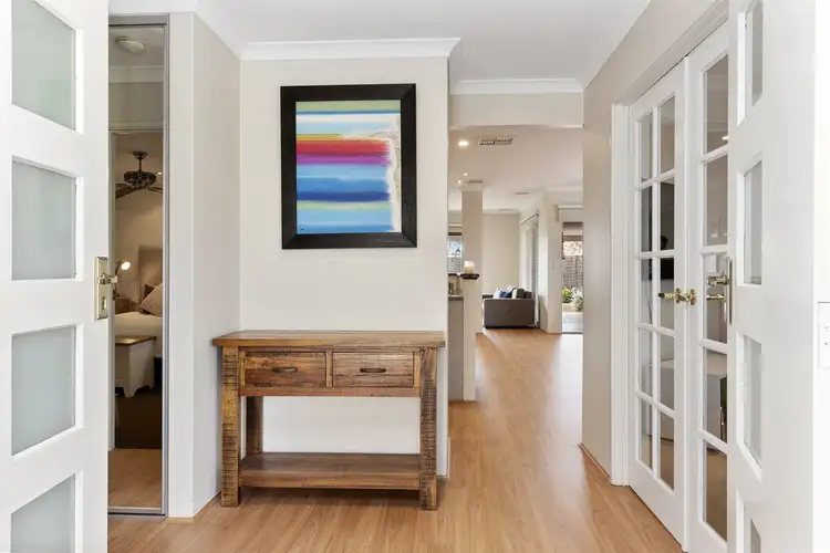 Second view of Homely house listing, 6 Bandicoot Way, Beeliar WA 6164