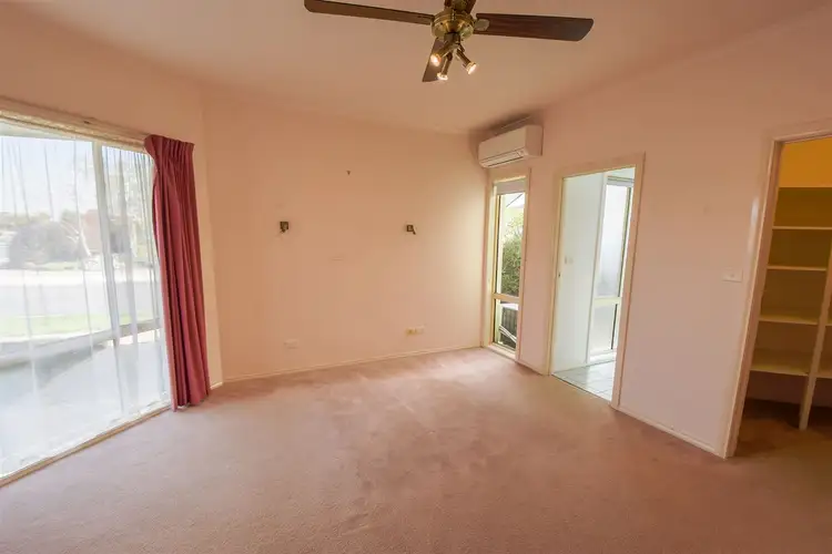 Fourth view of Homely house listing, 16 De Castella Drive, Horsham VIC 3400